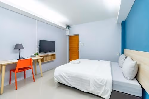 Standard Queen Room
