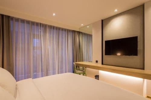 King Room with Balcony