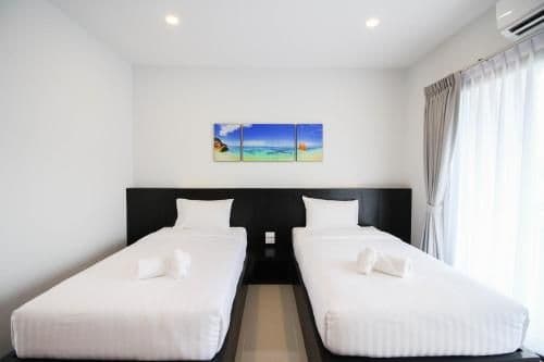 Standard Twin Room