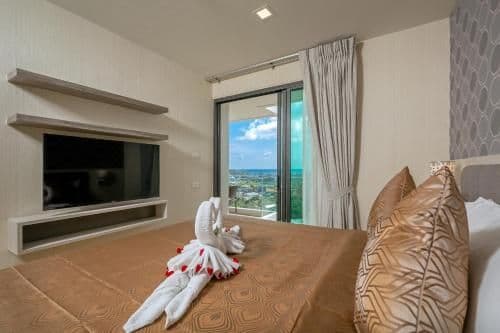 Two Bedroom Penthouse with Private Pool and Sea View
