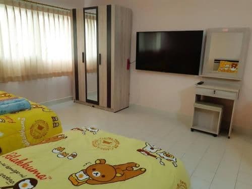Deluxe Apartment