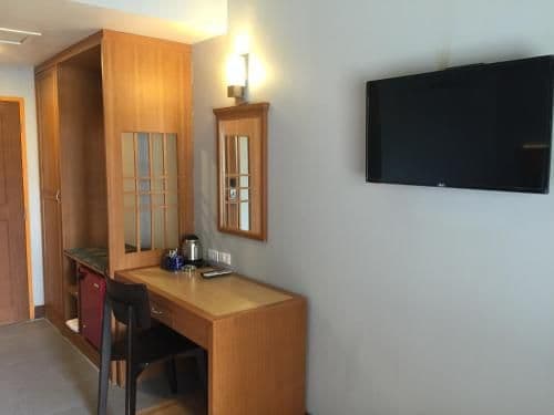 Deluxe King Room