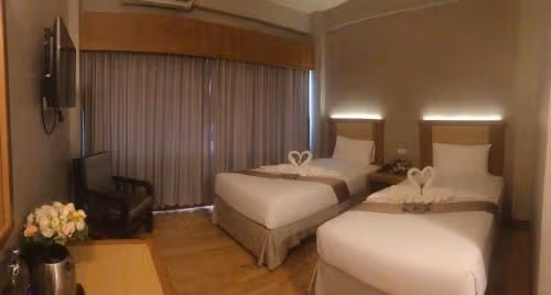 Deluxe Twin Room