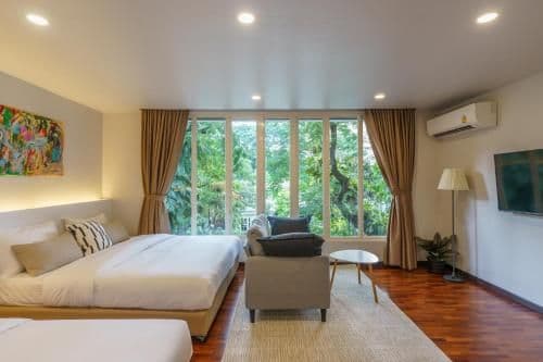 Studio Apartment