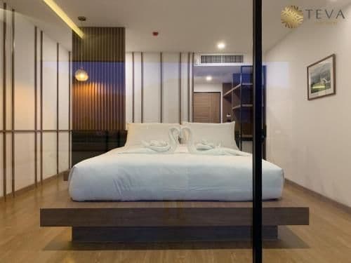 Suite with Mountain View