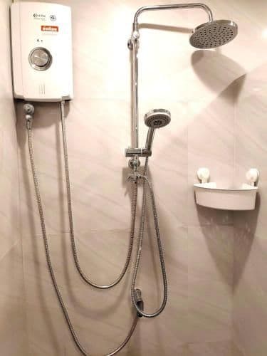 Single Room with Shared Bathroom