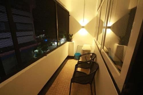 Bunk Bed in Mixed Dormitory Room