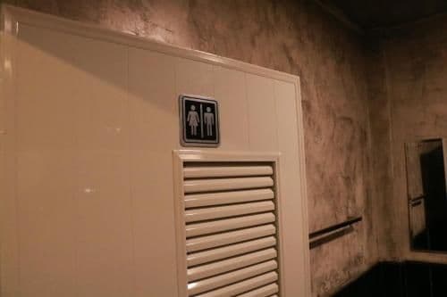 Queen Room with Shared Bathroom