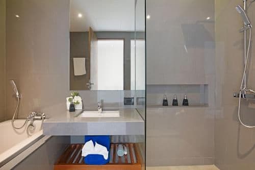 Suite with Garden View