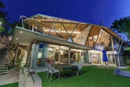 Deluxe Villa