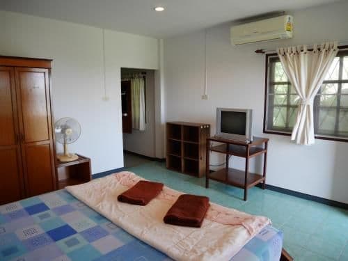 One-Bedroom Bungalow