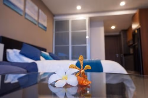 Studio Apartment with Sea View
