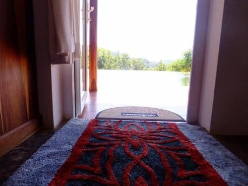 King Room with Mountain View