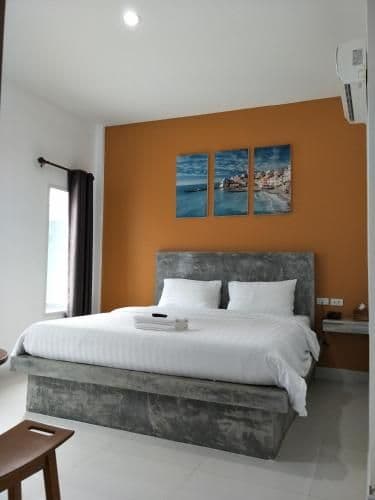 Standard King Room