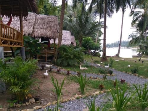 Bungalow with Sea View