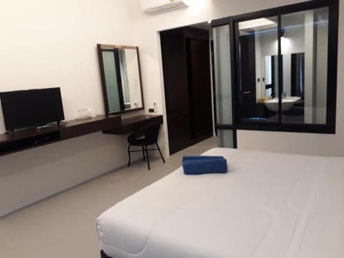 Deluxe Double or Twin Room with Ocean View