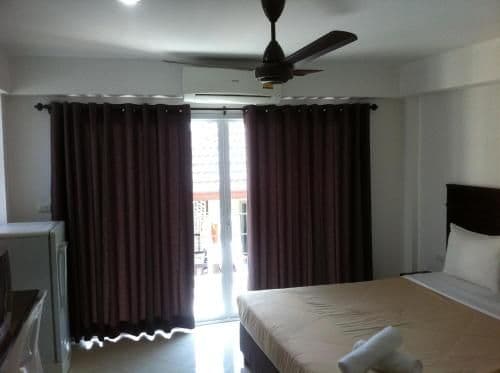 Studio with Balcony