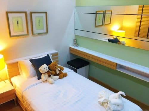 Deluxe Two-Bedroom Apartment
