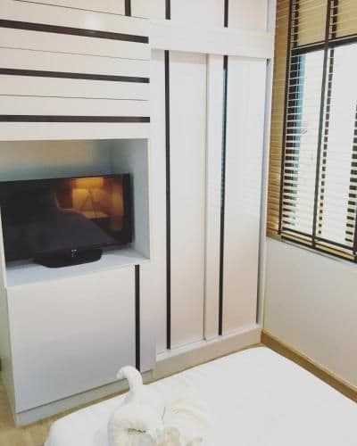 Deluxe Two-Bedroom Apartment