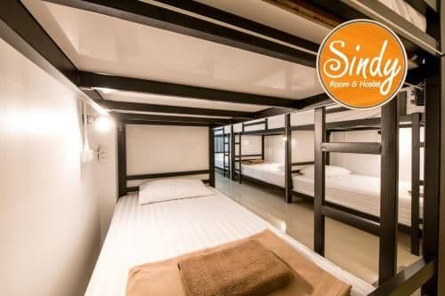10-Bed Mixed Dormitory Room