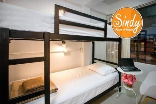 10-Bed Mixed Dormitory Room