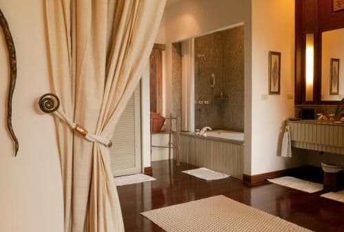 Deluxe Double or Twin Room with Balcony
