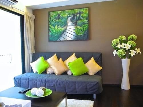 Apartment with Garden View