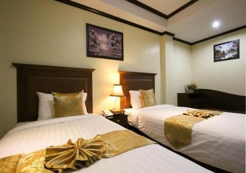 Deluxe Twin Room