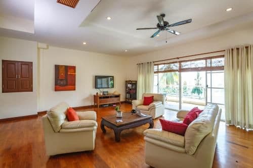 Villa with Sea View