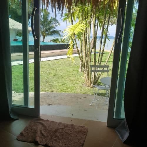 Bungalow with Sea View