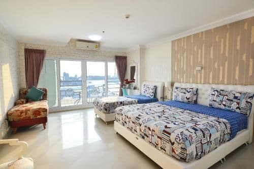 Studio with Sea View