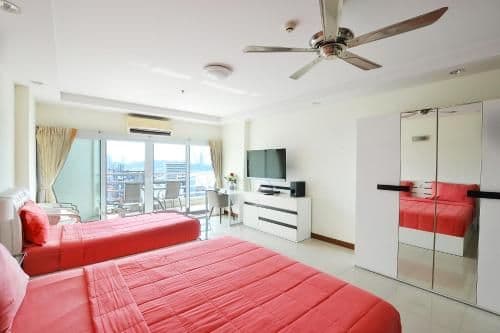 Studio with Sea View