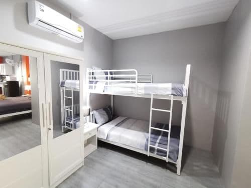 Deluxe Family Studio Ground Floor with Street View