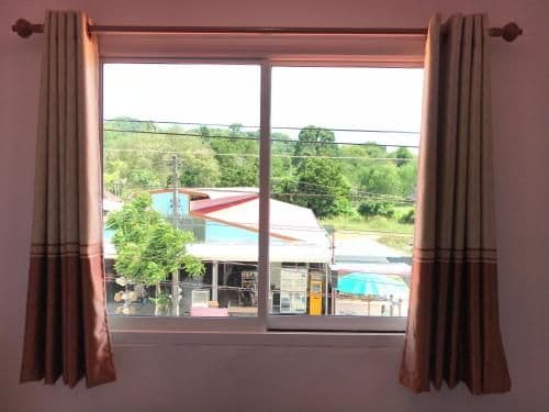 Deluxe Double Room (2 Adults + 1 Child)