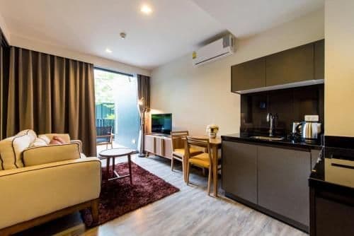 One-Bedroom Apartment