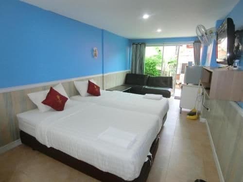 Deluxe Twin Room