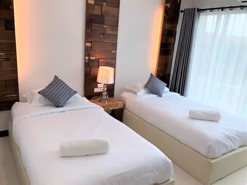 Deluxe Twin Room