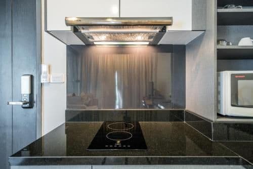 Apartment with Shower