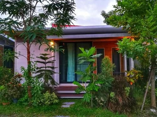 Villa with Garden View