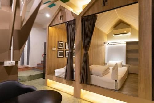 Bunk Bed in Mixed Dormitory Room
