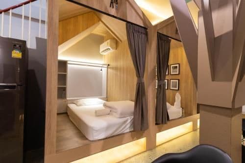 Bunk Bed in Mixed Dormitory Room