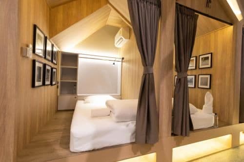 Bunk Bed in Mixed Dormitory Room