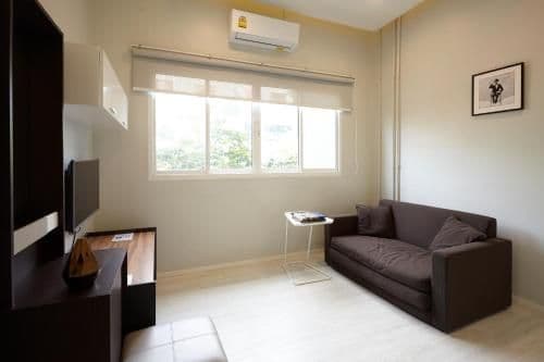 Deluxe Apartment (2nd Floor)