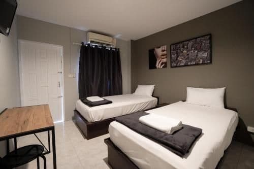Deluxe Twin Room