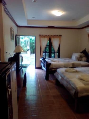 Executive Deluxe Double Room with Air Conditioning
