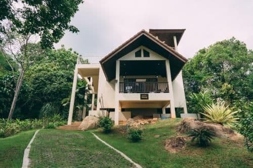 Villa with Sea View