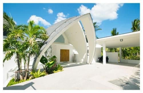 Villa with Sea View
