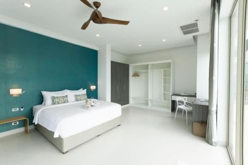Villa with Sea View
