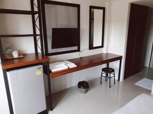 Single Room with Private Bathroom