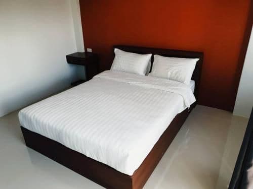 Single Room with Private Bathroom